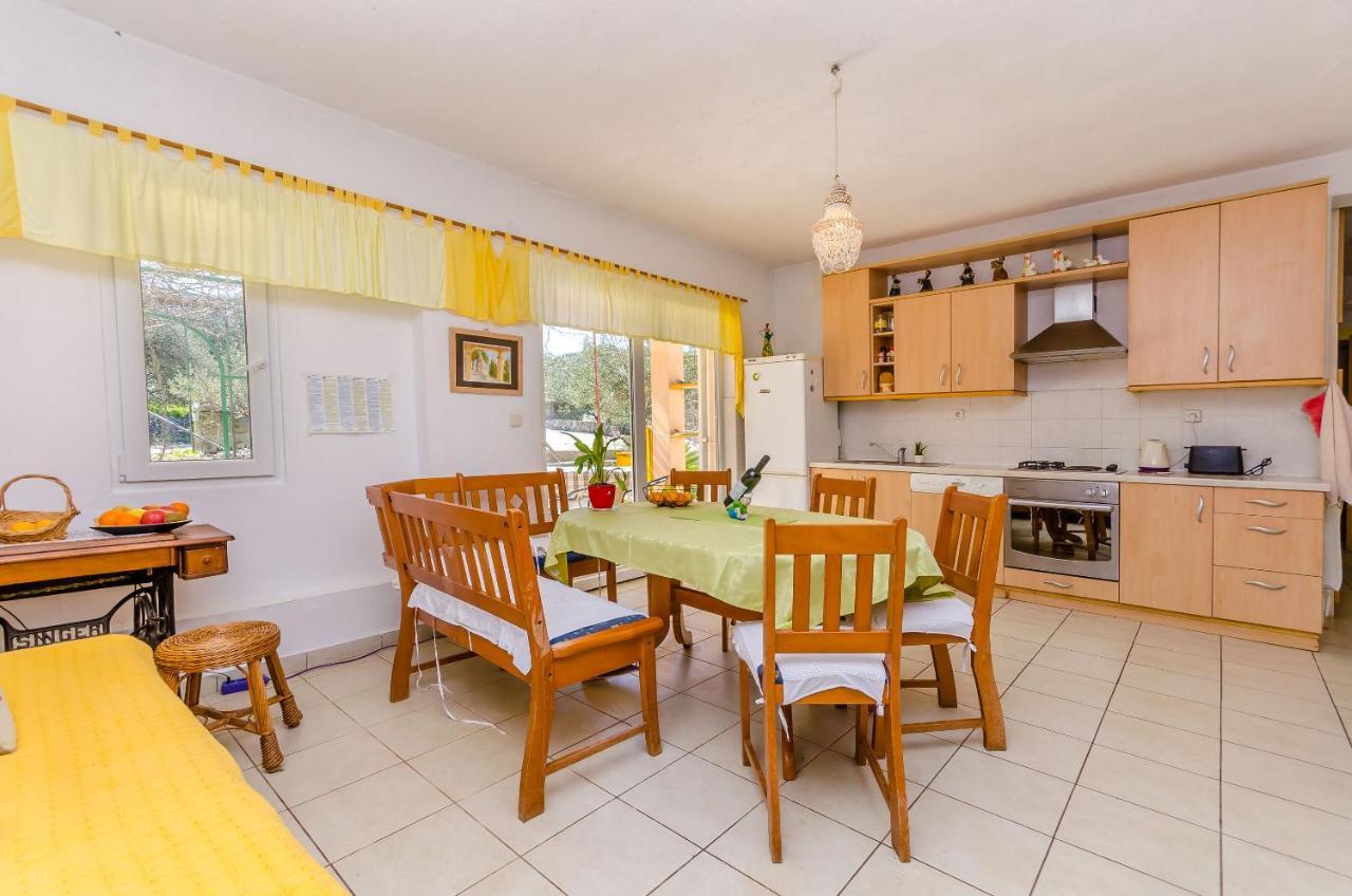 Apartments Stara Maslina スラティネ エクステリア 写真